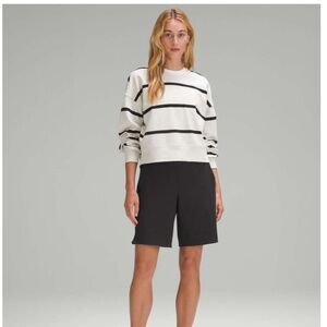Lululemon Stretch Woven Mid-Rise Bermuda Short 9" Black